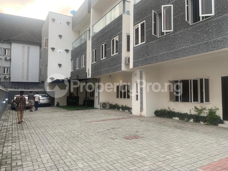 2 bedroom Flat / Apartment for rent Jakande Lekki Lagos