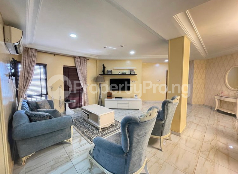 2 bedroom Flat / Apartment for shortlet Maitama Abuja