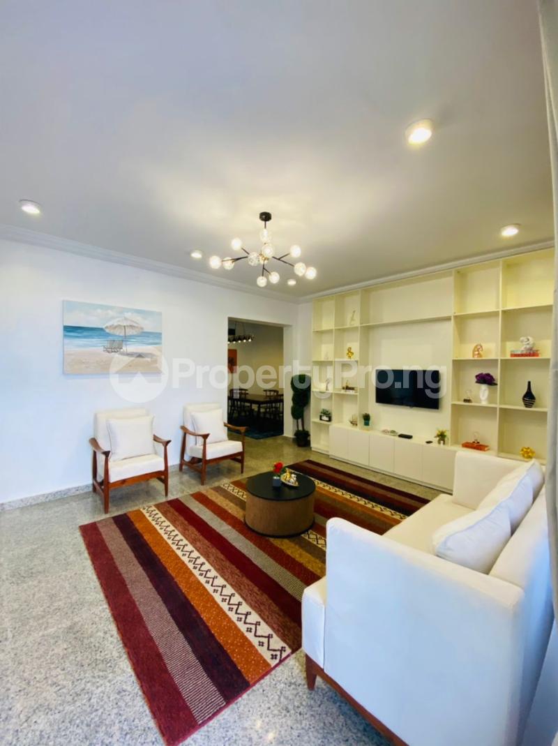 2 bedroom Flat / Apartment for shortlet Guzape Abuja