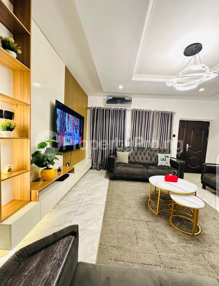 2 bedroom Flat / Apartment for shortlet By Gilmore Jahi Abuja