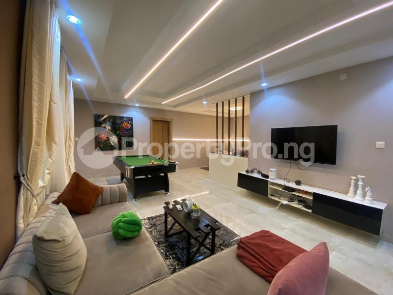 2 bedroom Flat / Apartment for shortlet Lekki Lagos