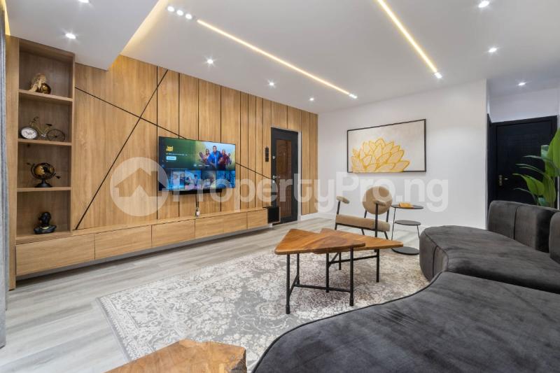 Flat / Apartment for shortlet ONIRU Victoria Island Lagos