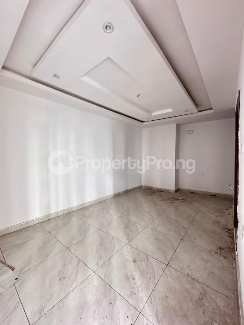 2 bedroom House for rent Ologolo Lekki Lagos