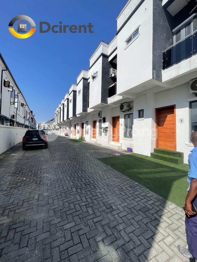 2 bedroom House for rent Ikota Lekki Lagos