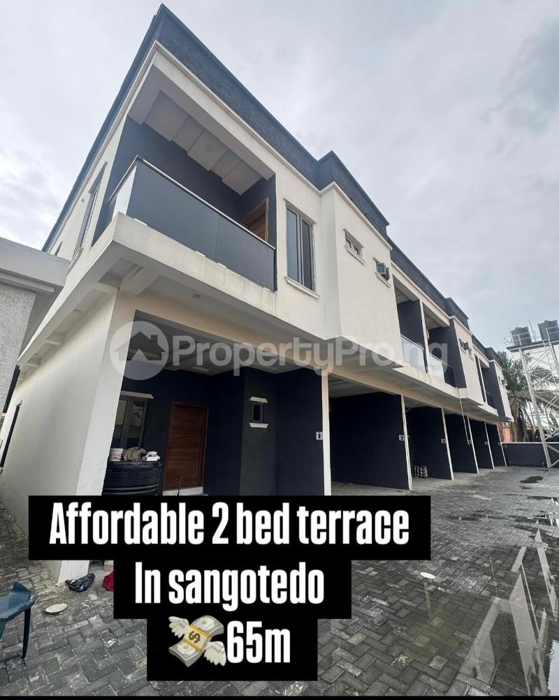 2 bedroom House for sale  Monastery road Sangotedo Lagos