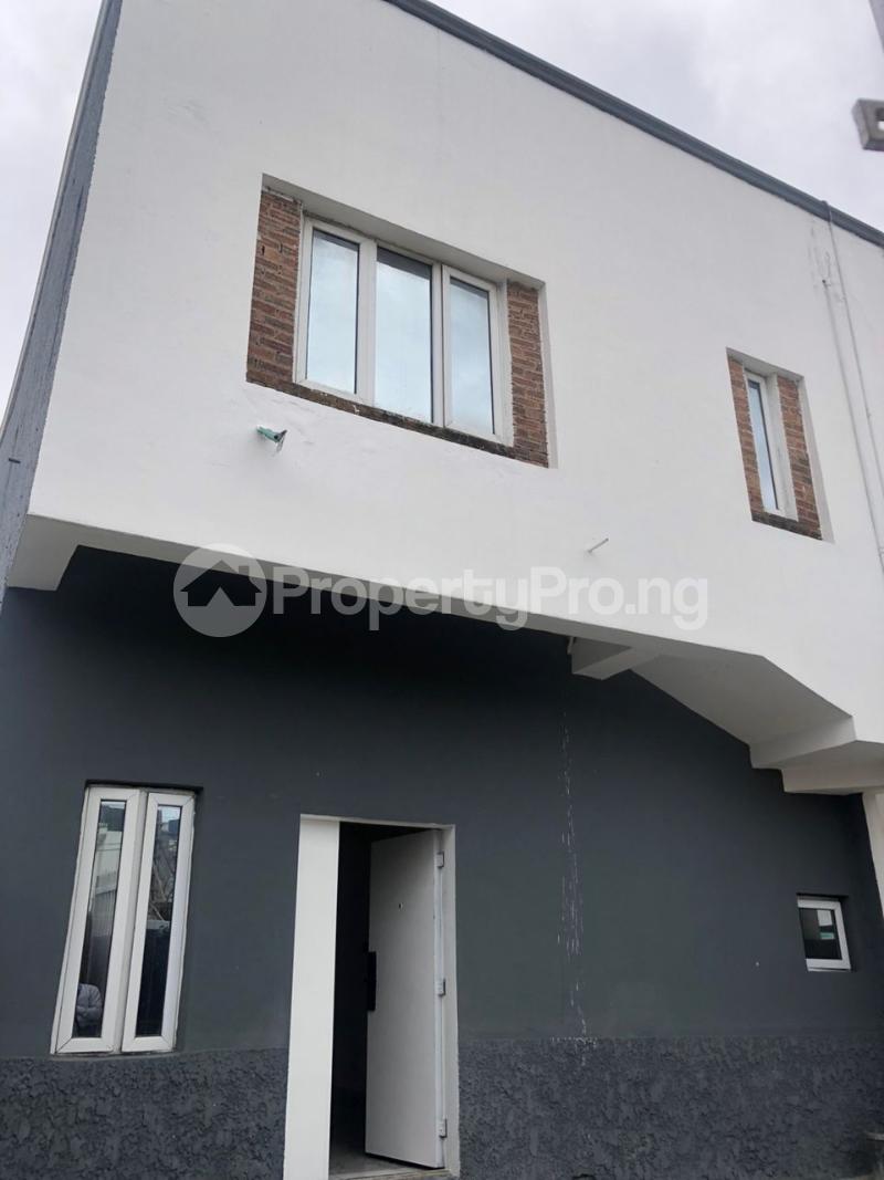 2 bedroom House for rent Ologolo Lekki Lagos