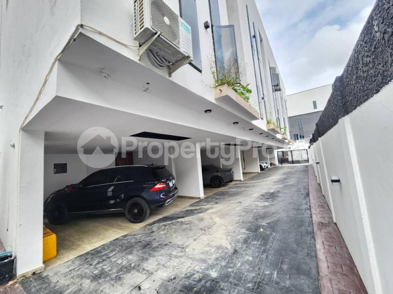 2 bedroom House for sale Ologolo Lekki Lagos