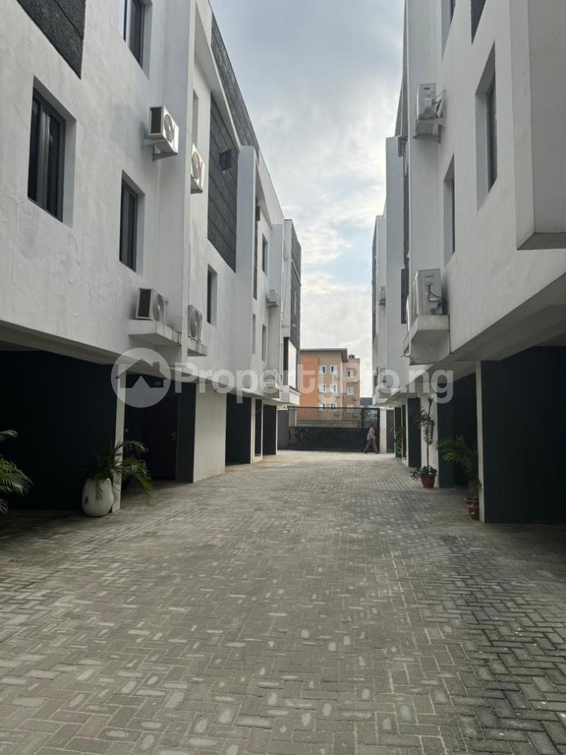 2 bedroom House for sale Ikate Lekki Lagos