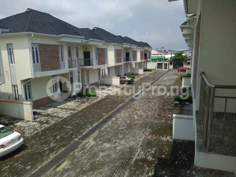 House for sale Wealthland Green Estate Awoyaya With C Of O Off Lekki Epe Expressway Oribanwa Ibeju-Lekki Lagos - 0