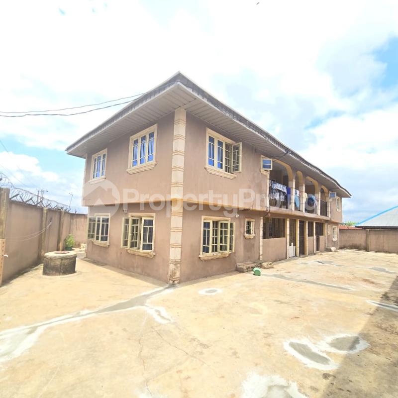 2 bedroom Flat / Apartment for rent Opposite Folacrown Block And Cement Ajibade B/stop Moniya Road Ibadan Moniya Ibadan Oyo