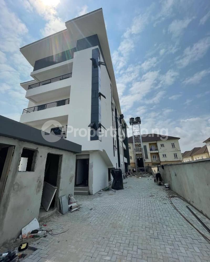 Flat / Apartment for sale Ologolo Lekki Lagos