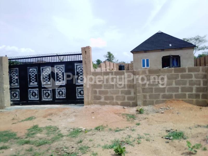 2 bedroom House for sale Owoagbara Road Off Golden Estate Odo ona Ibadan Oyo