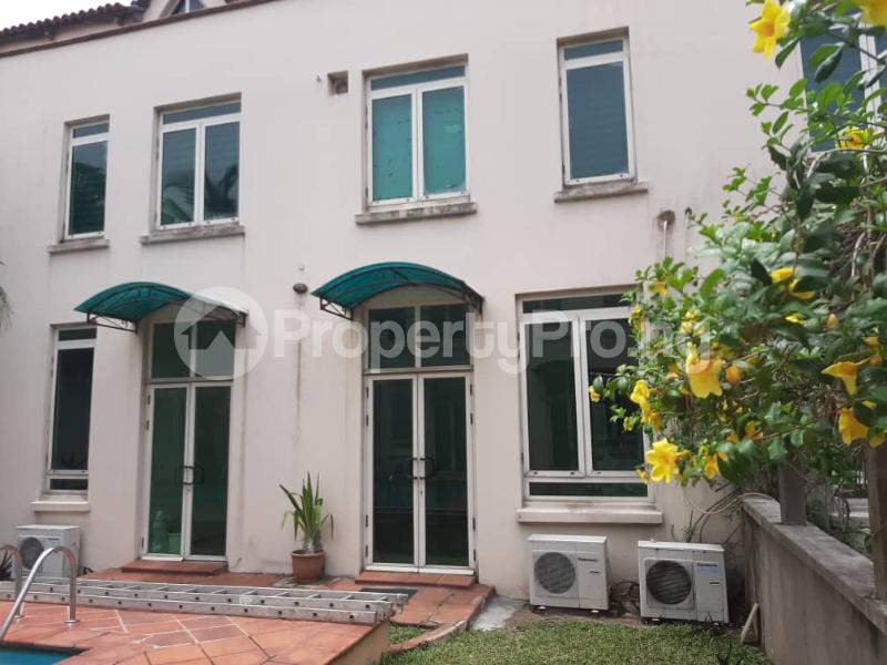 Flat / Apartment for rent ONIRU Victoria Island Lagos