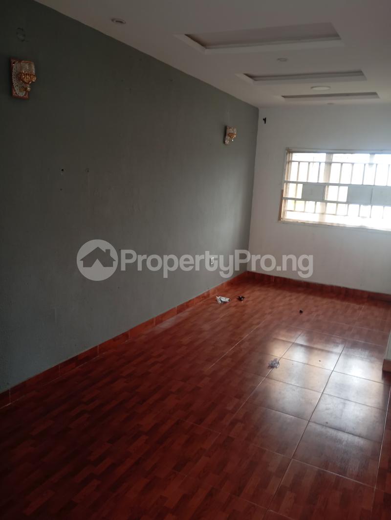 2 bedroom House for rent Kayfarm Ifako-ogba Ogba Lagos