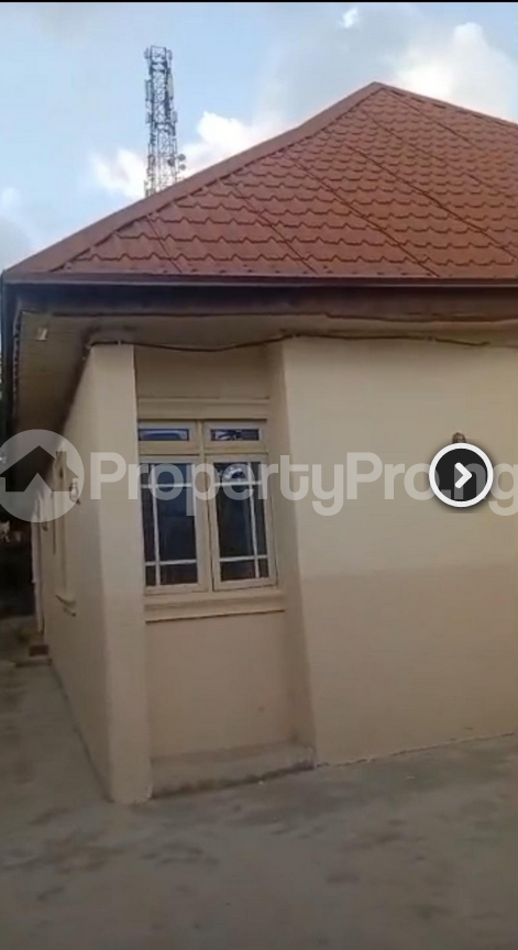 2 bedroom Flat / Apartment for rent Behind Dunamis Church Dutse Alhaji District Bwari Abuja