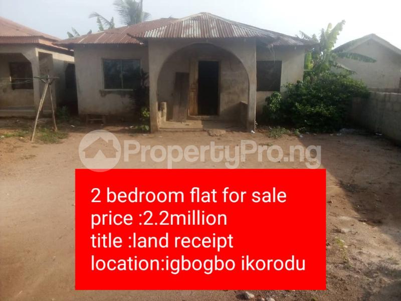 2 bedroom House for sale Agunfoye Road Igbogbo Ikorodu Lagos