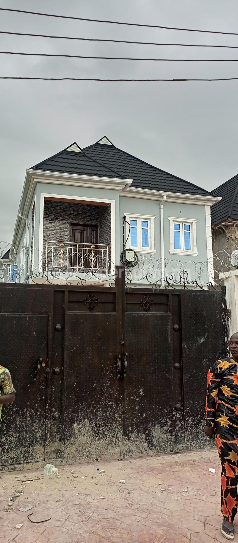 3 bedroom Flat / Apartment for rent Pap Egbe/Idimu Lagos