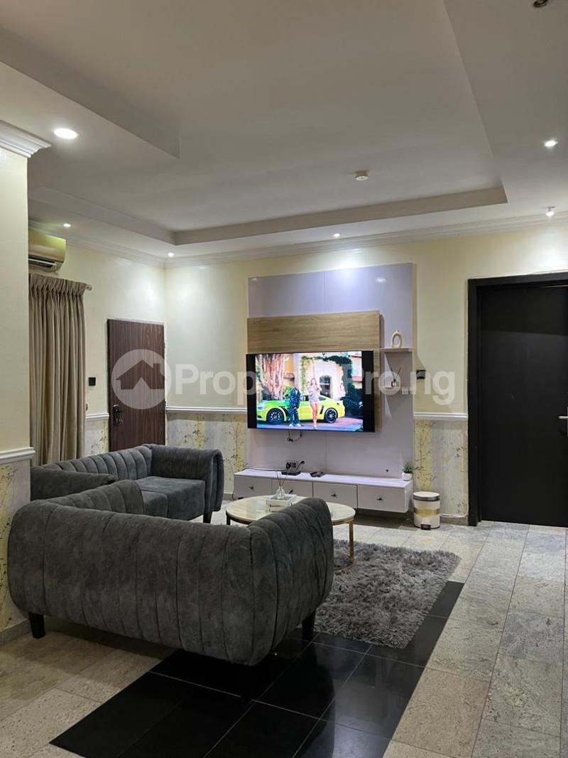 2 bedroom House for shortlet Ligali Ayorinde Victoria Island Lagos