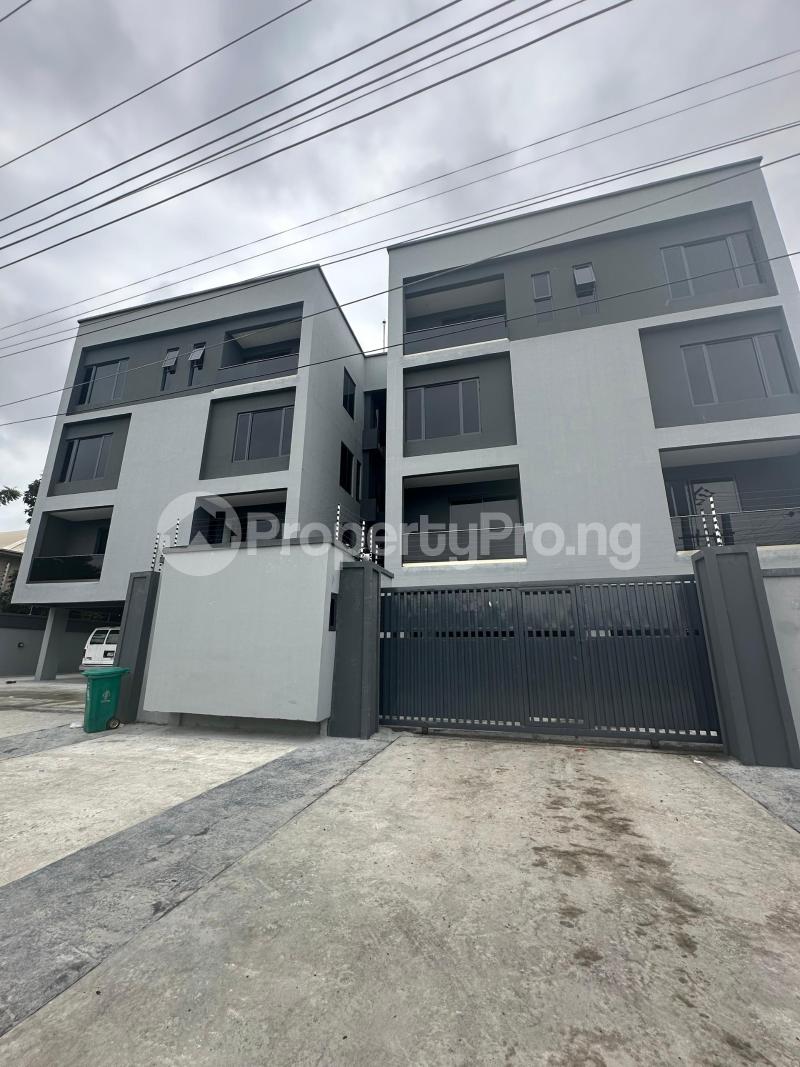 2 bedroom House for sale Lekki Phase 1 Admiralty Road Lekki Lagos