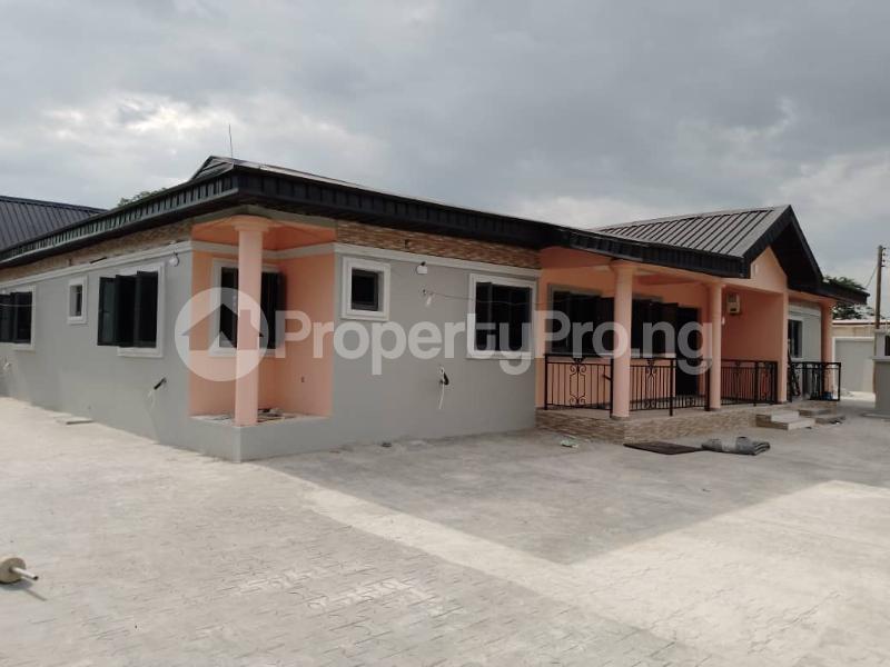 2 bedroom House for rent Golf Club Area, Onireke Ibadan Oyo
