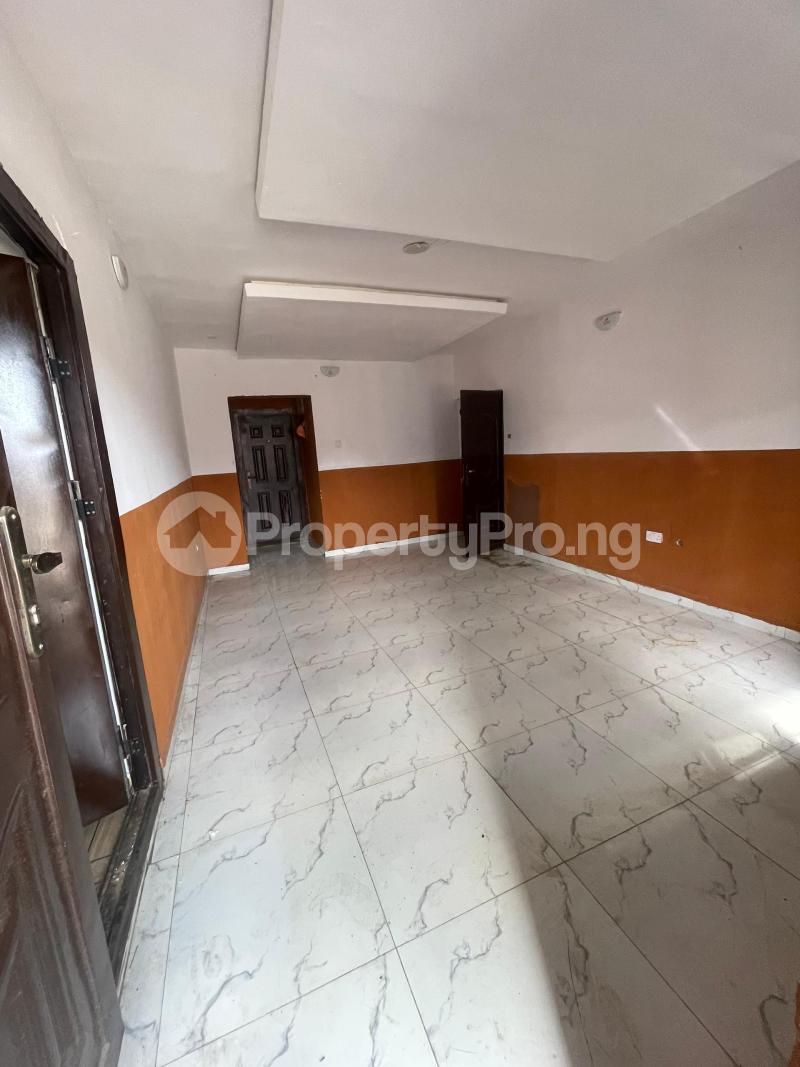 2 bedroom Flat / Apartment for rent Iwaya Yaba Lagos