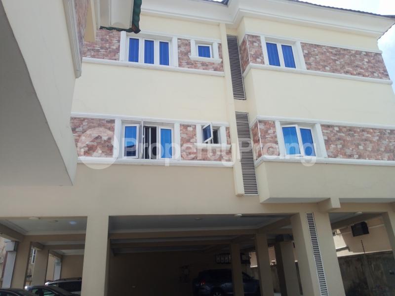 3 bedroom House for rent Rasaq Eletu Street Osapa london Lekki Lagos
