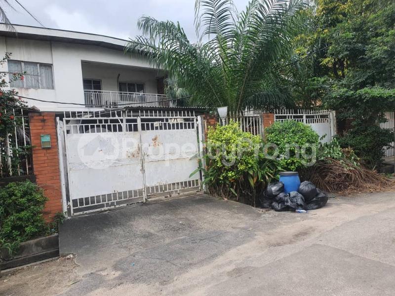 5 bedroom House for sale Alaka Bus Stop Alaka Estate Surulere Lagos