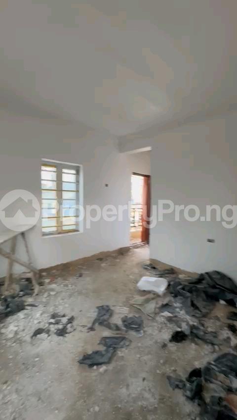 1 bedroom Flat / Apartment for rent Odunbanjo Street, Pedro Gbagada Lagos