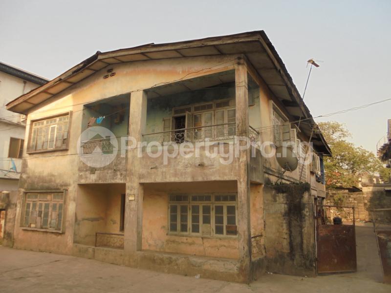 4 bedroom House for sale 35/37, Owokoniran Close Opp Birch Freeman High School Surulere Lagos. Ijesha Surulere Lagos - 0