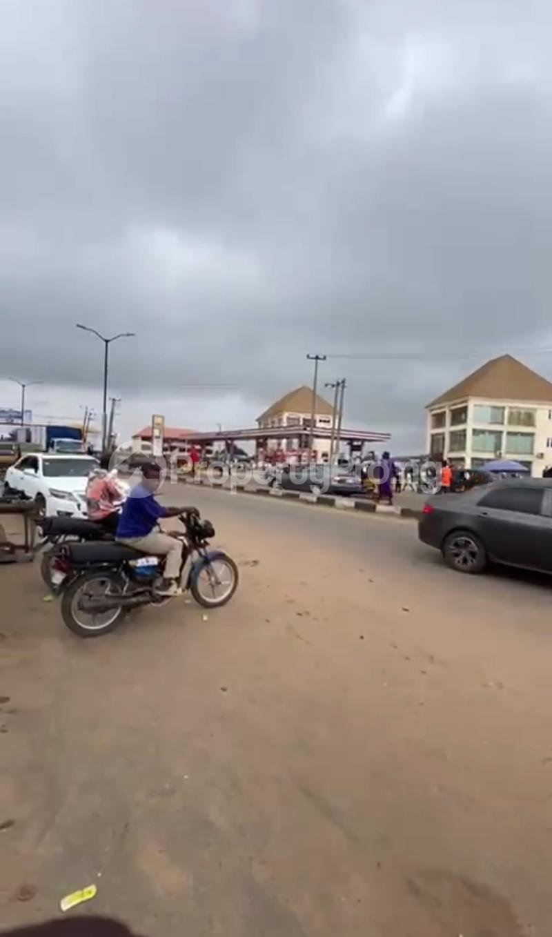 Land for sale Adjacent Taska Filling Station @tipper Garage Facing Akala Express Ibadan Oyo