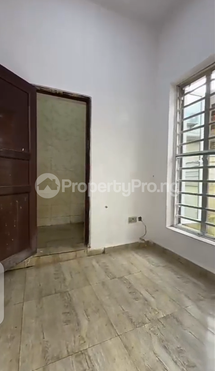 Flat / Apartment for rent Osapa london Lekki Lagos - 0
