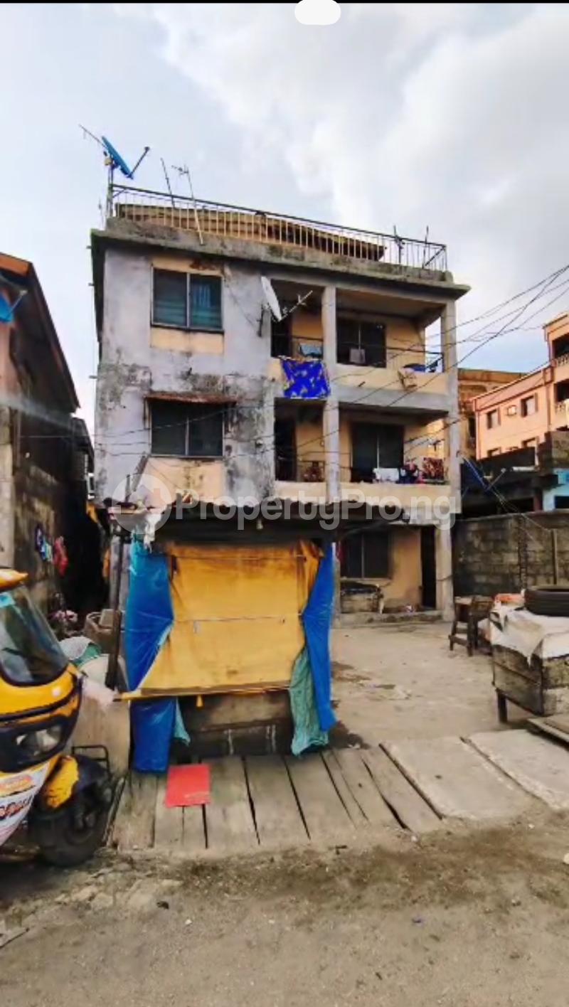 House for sale Off Lawanson Road Surulere Lagos