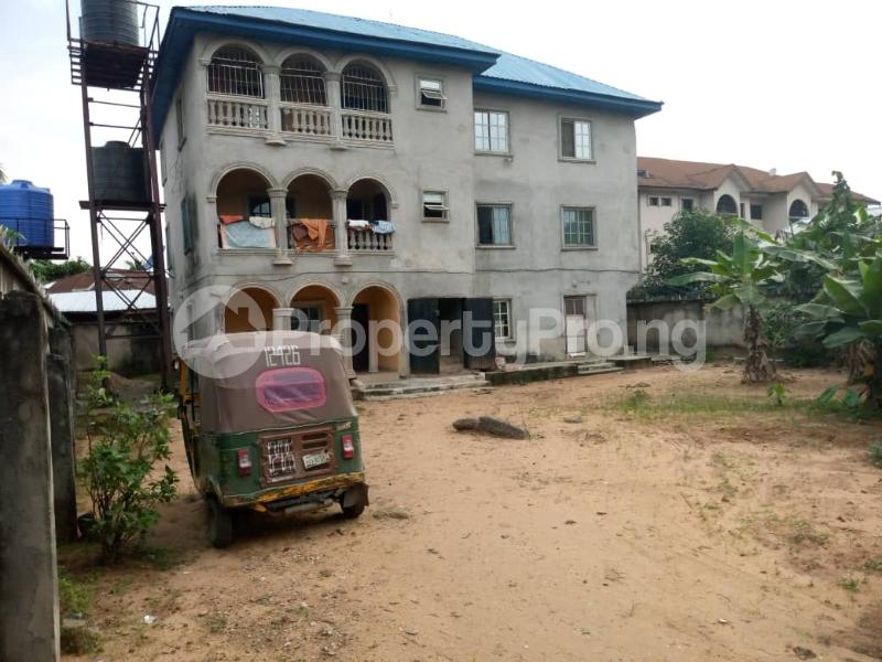 3 bedroom Flat / Apartment for sale 2 Nwadinaobi Close (opp Steam Garden Hotels) 7up Rd Ugbor Hill. Aba South Abia