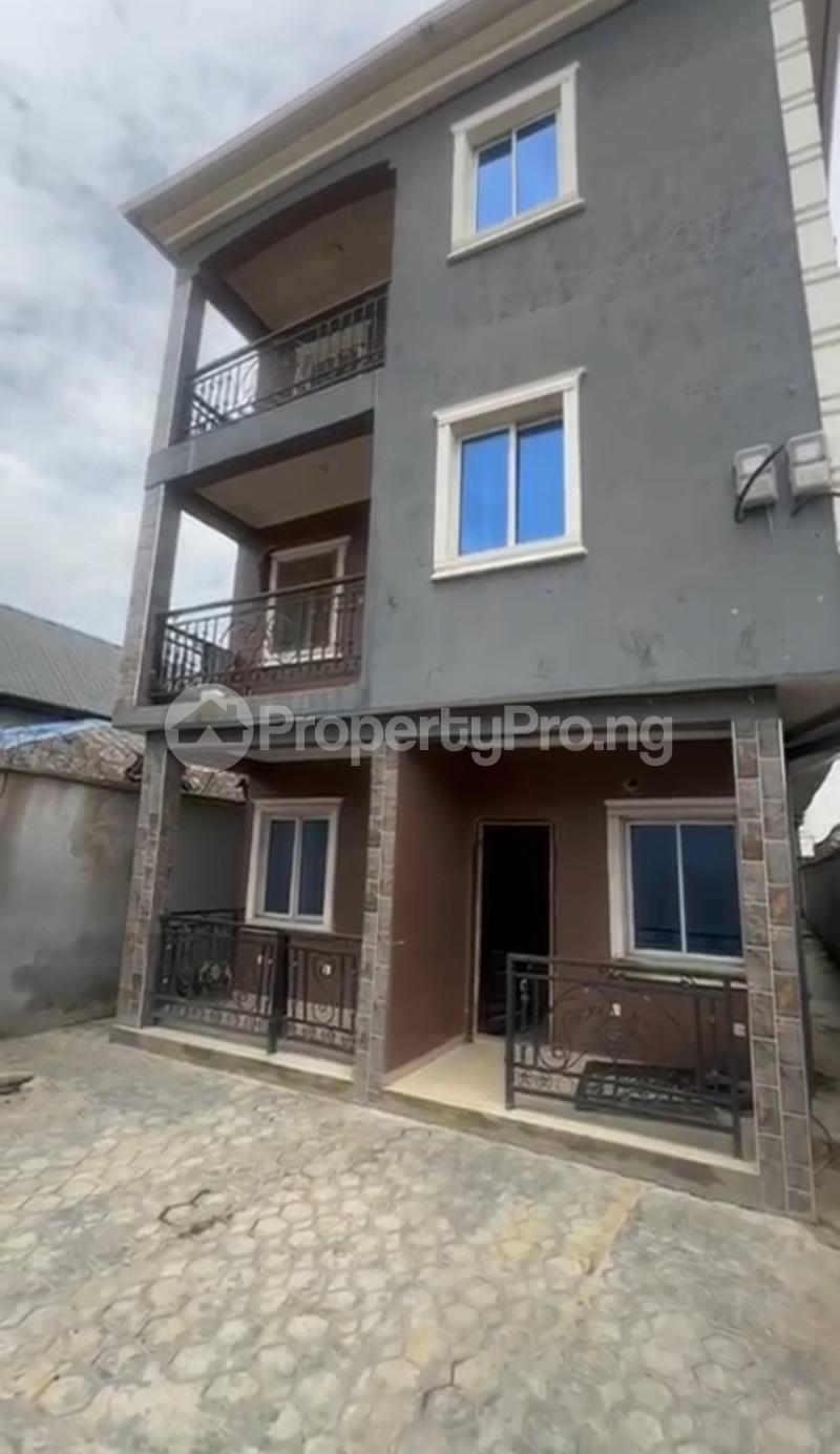 House for sale Mafoluku Oshodi Lagos