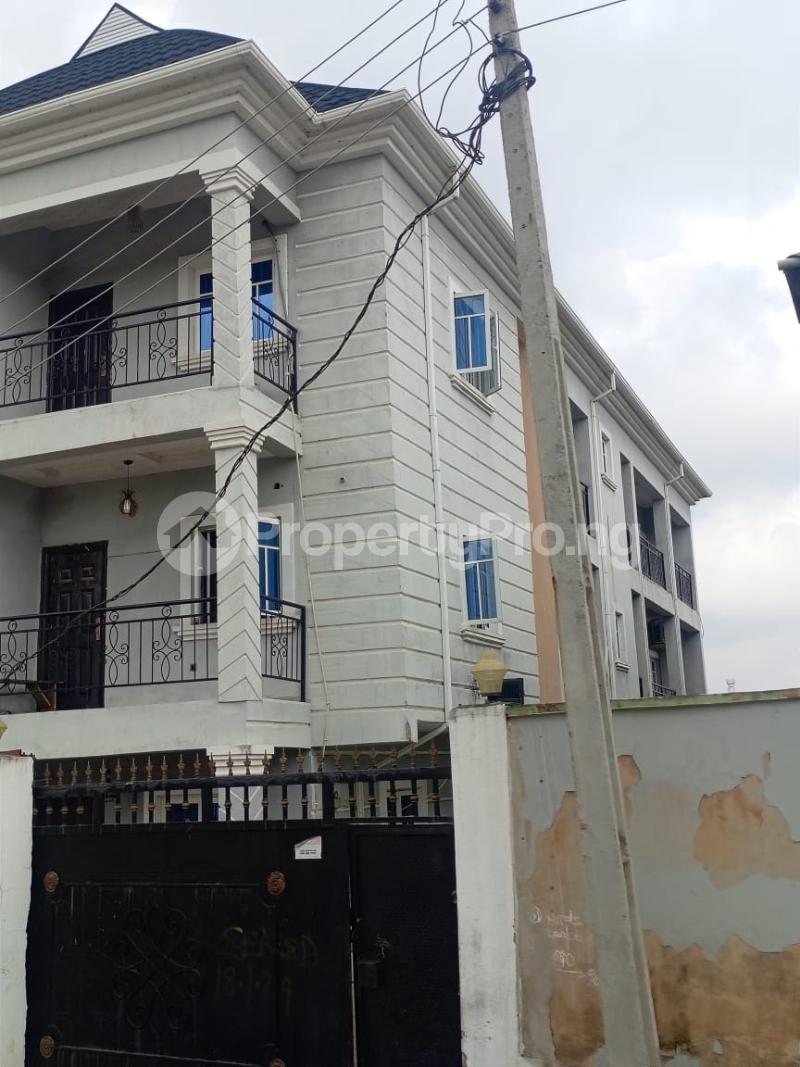 House for sale Solomade Estate ,garage Ikorodu Lagos