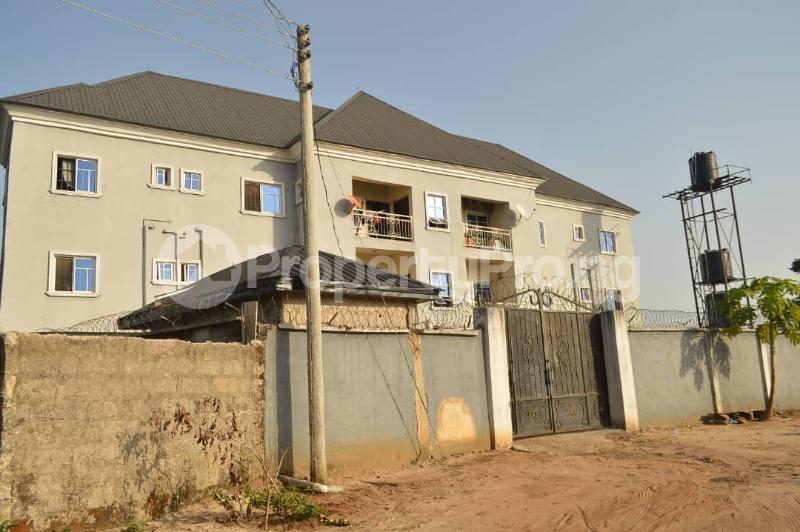 10 bedroom Flat / Apartment for sale Located In Owerri Owerri Imo