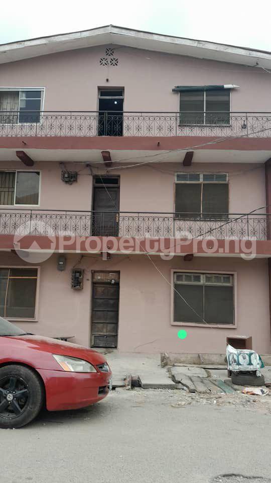 House for sale Iseyin Ikorodu Road (Ilupeju) Ilupeju Lagos