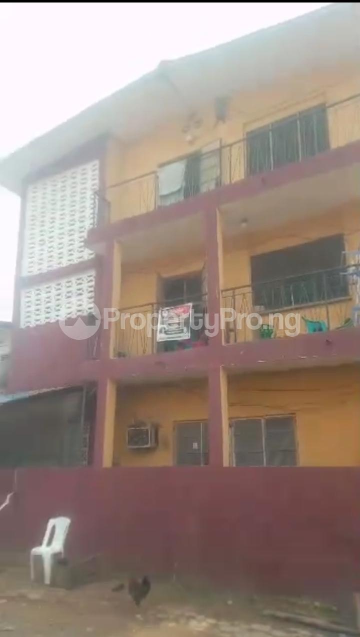 10 bedroom House for sale Iyana Oworo Somolu, Lagos Oworonshoki Gbagada Lagos