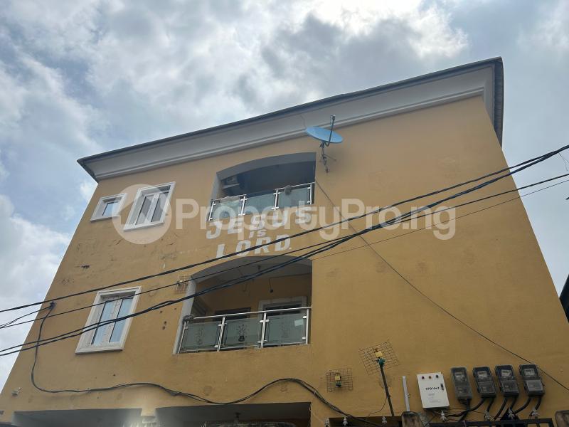 House for sale Opayemi Abule-Ijesha Yaba Lagos
