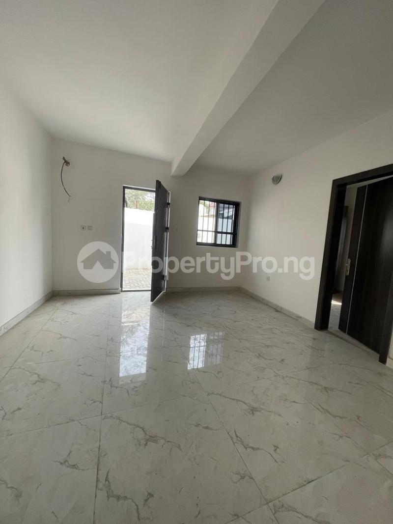 3 Bedroom House in Coker Surulere Lagos House for rent in surulere