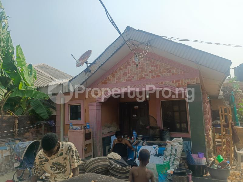 3 bedroom Flat / Apartment for sale Bayeku Igbogbo Ikorodu Lagos