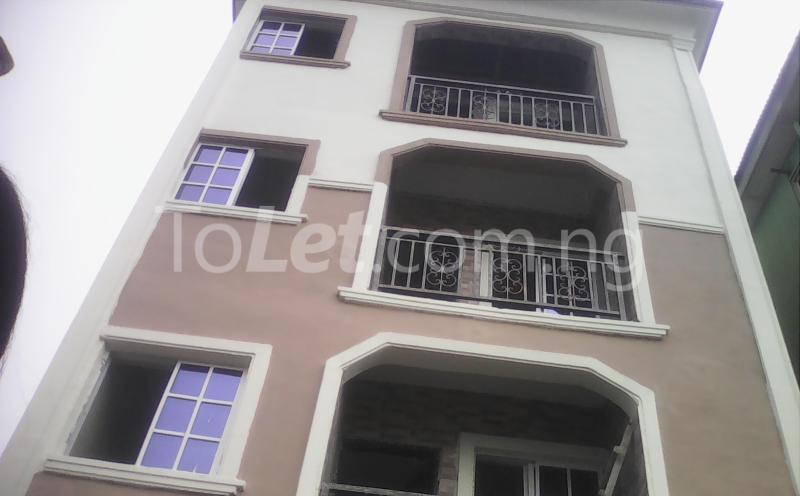 2 bedroom Flat / Apartment for rent Yaba Road Adekunle Yaba Lagos