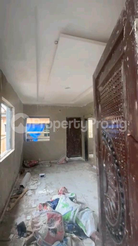 1 bedroom Flat / Apartment for rent Apata Shomolu Lagos