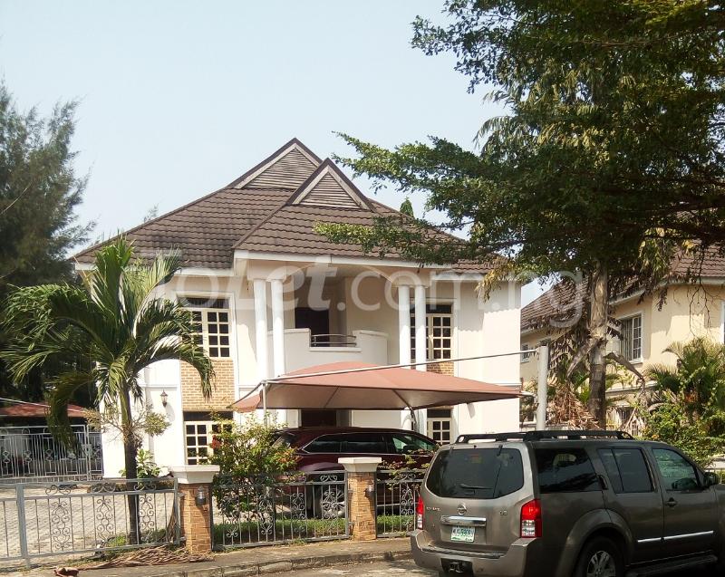 2 bedroom House for rent Road B2, Carlton Gate Estate, chevron Lekki Lagos