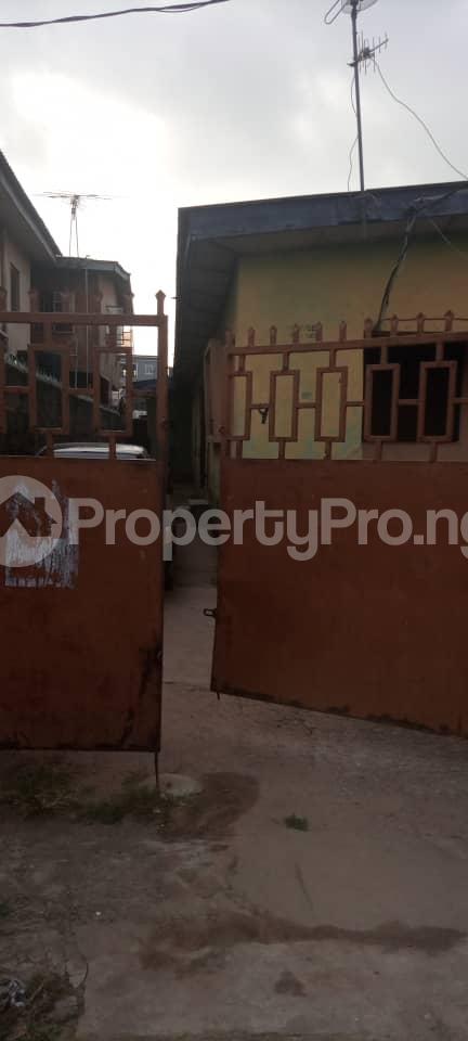 2 bedroom House for sale Ilaje Bariga Shomolu Lagos