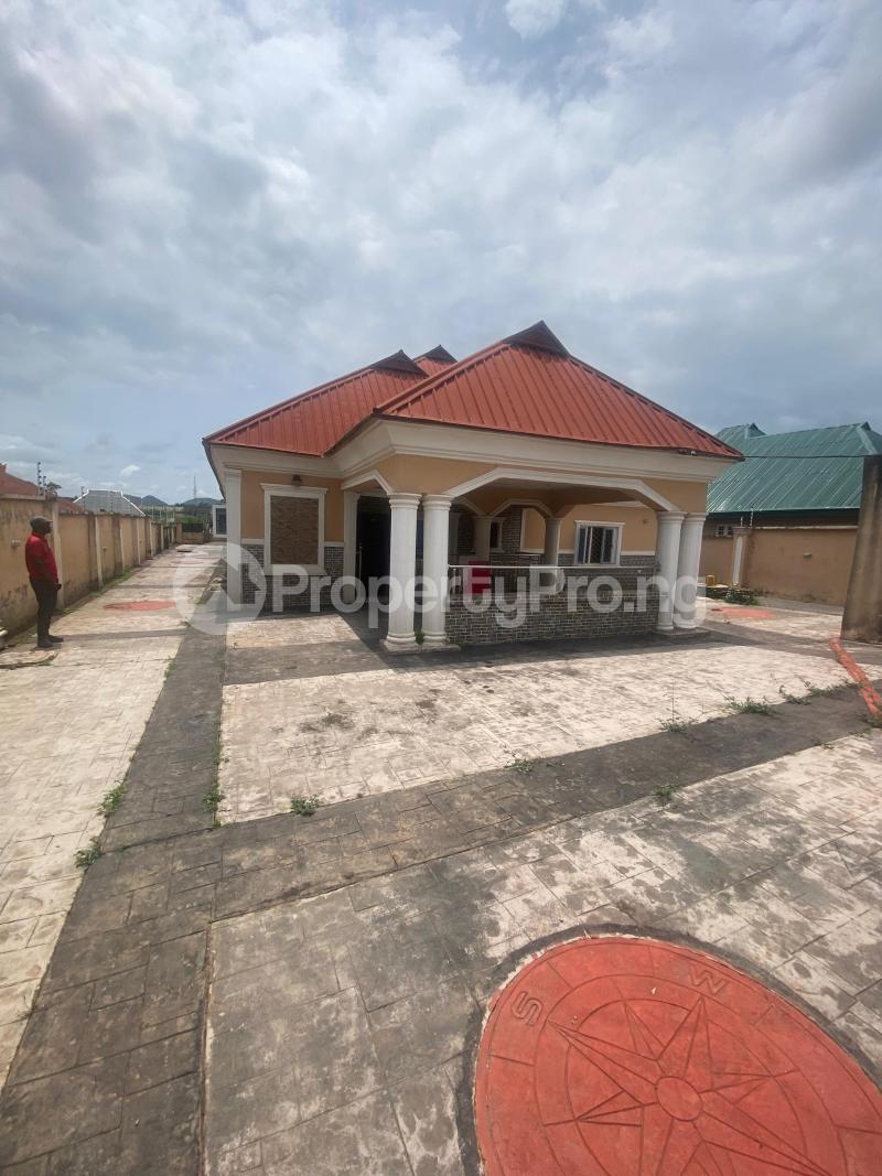 3 bedroom House for sale Omogbemi, After Shagari Village Akure Ondo