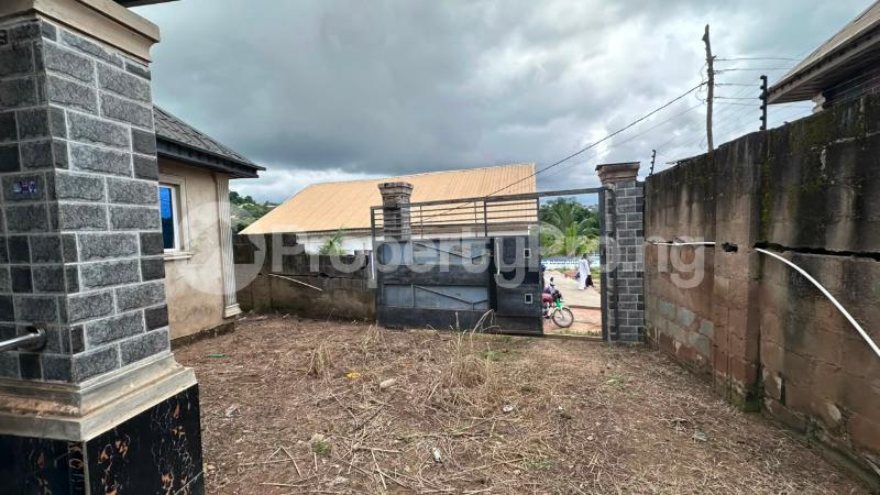 3 bedroom House for sale Agoro Powerline, Elenusonso, Nihort Idishin Ibadan Oyo