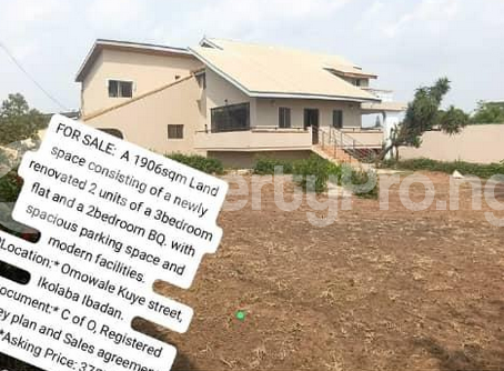 3 bedroom Flat / Apartment for sale Omowale Kuye Street, Ikolaba Ibadan Oyo
