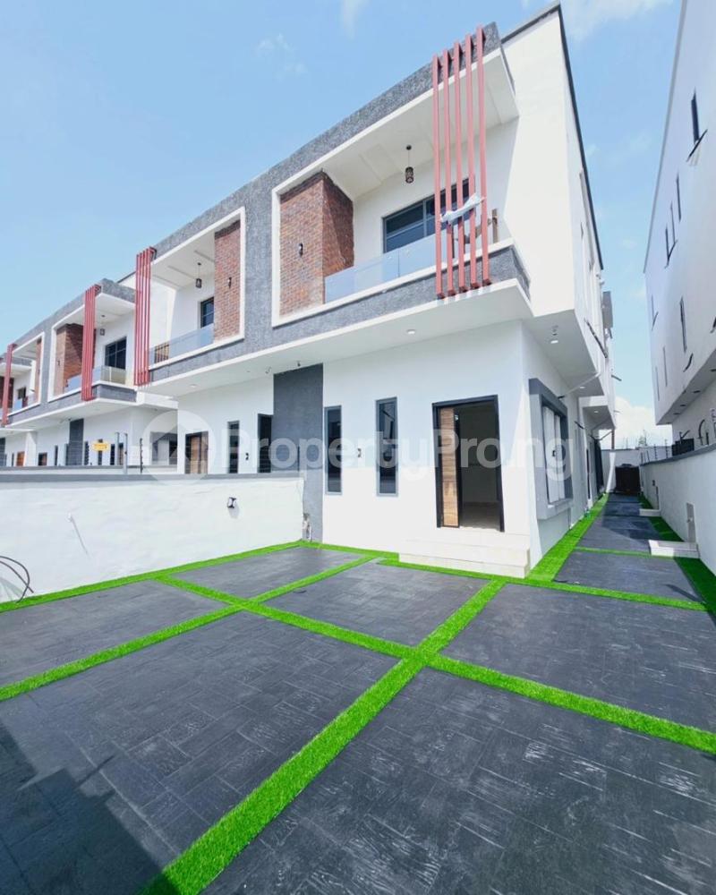 4 bedroom House for sale Tulip Haven Estate, chevron Lekki Lagos