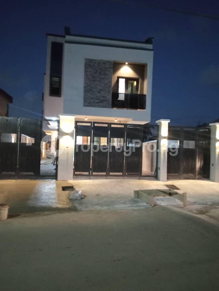 4 bedroom House for sale Adeniran Ogunsanya Surulere Lagos